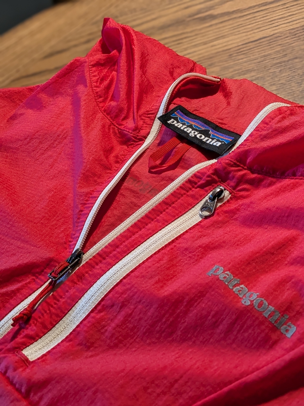 Patagonia Women's Coral Pink Hooded Jacket - Picture 2 of 4